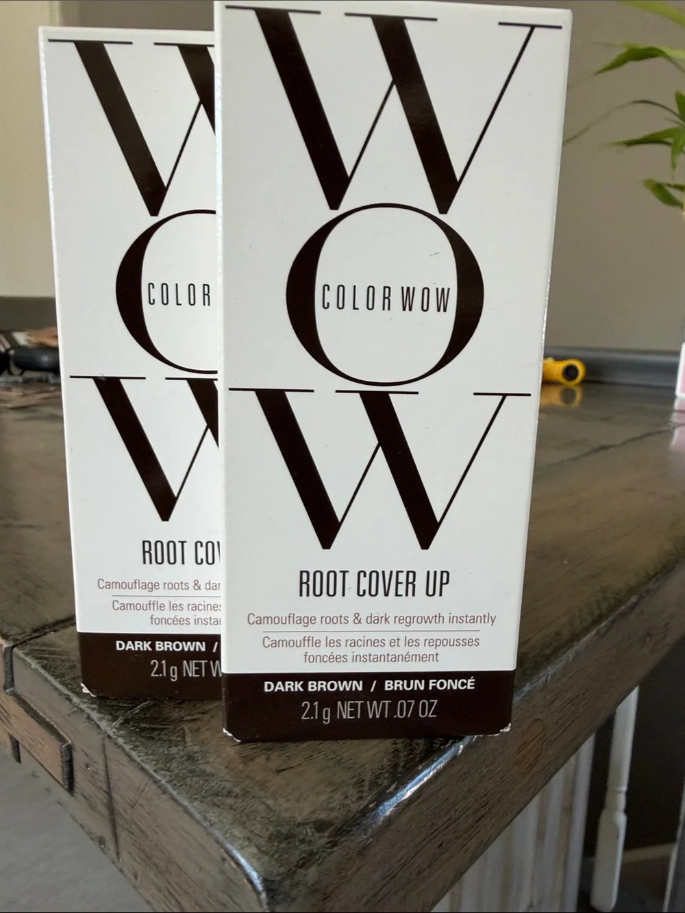 Color Wow Root Cover Up - Dark Brown Touch-Up